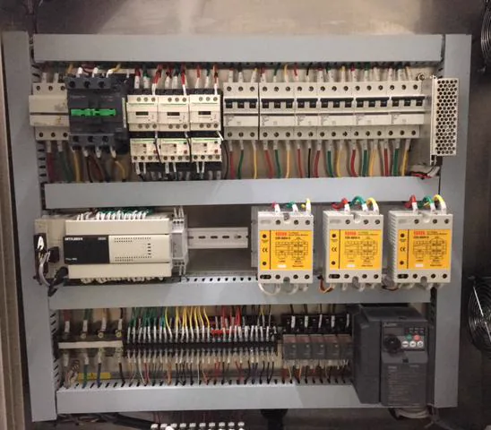 SME-5200 control cabinet