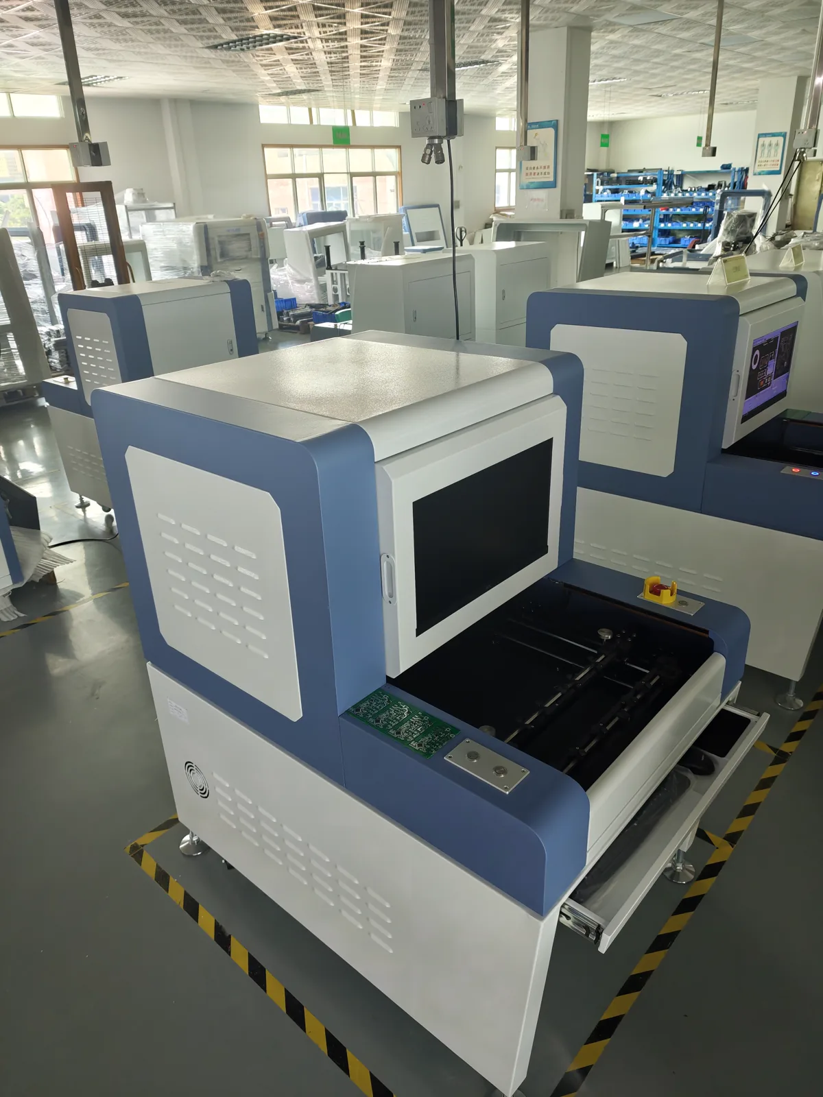 S-980 AOI inspection system in a factory inspection area