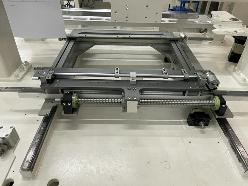 Ball screw drive assembly on the worktable